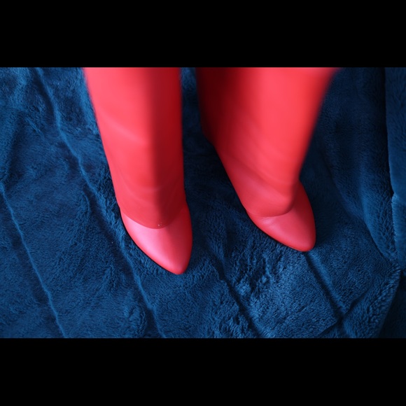 GIVENCHY RED LEATHER BOOTS - Picture 10 of 16